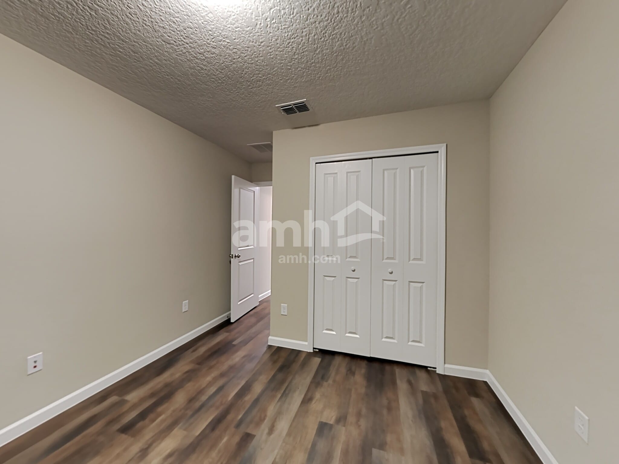 Building Photo - 91 Hemlock Point