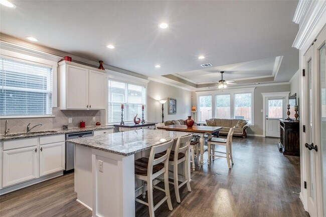 Building Photo - 4258 McGregor Blf Ln