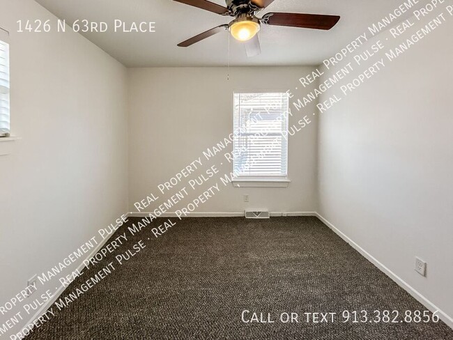 Building Photo - Freshly Remodeled 2BR/1.5 BA Duplex in KCK