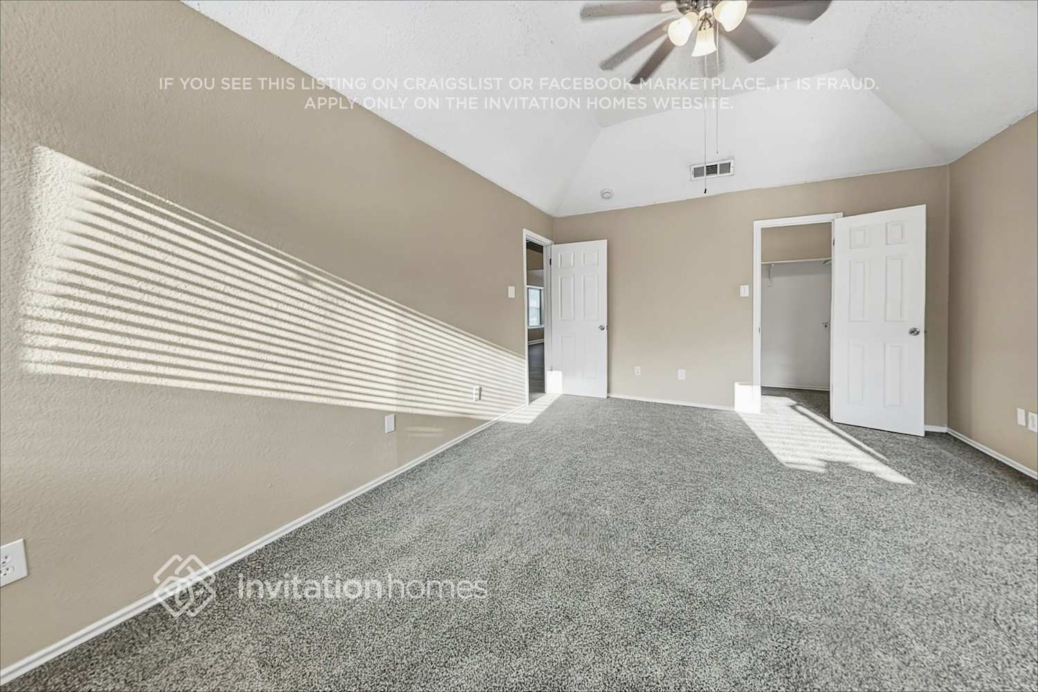 Building Photo - 8713 Wood Glen Dr