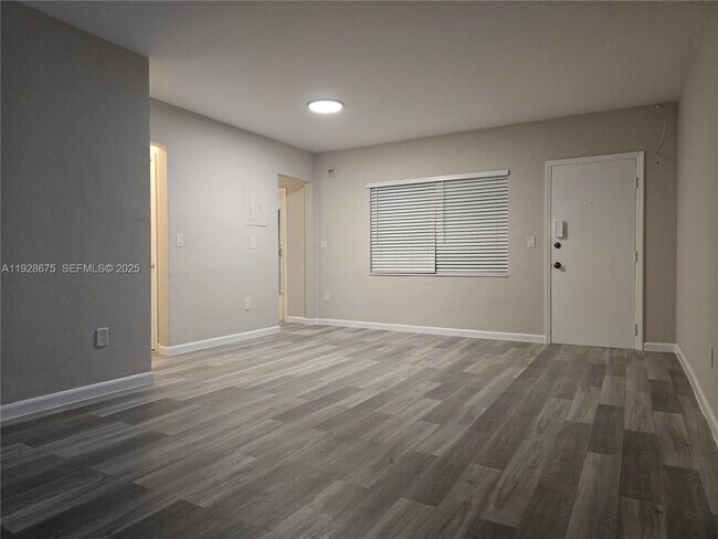 Building Photo - 835 Lenox Ave.