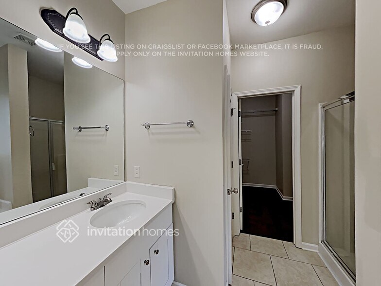 Building Photo - 4823 Clarkstone Dr