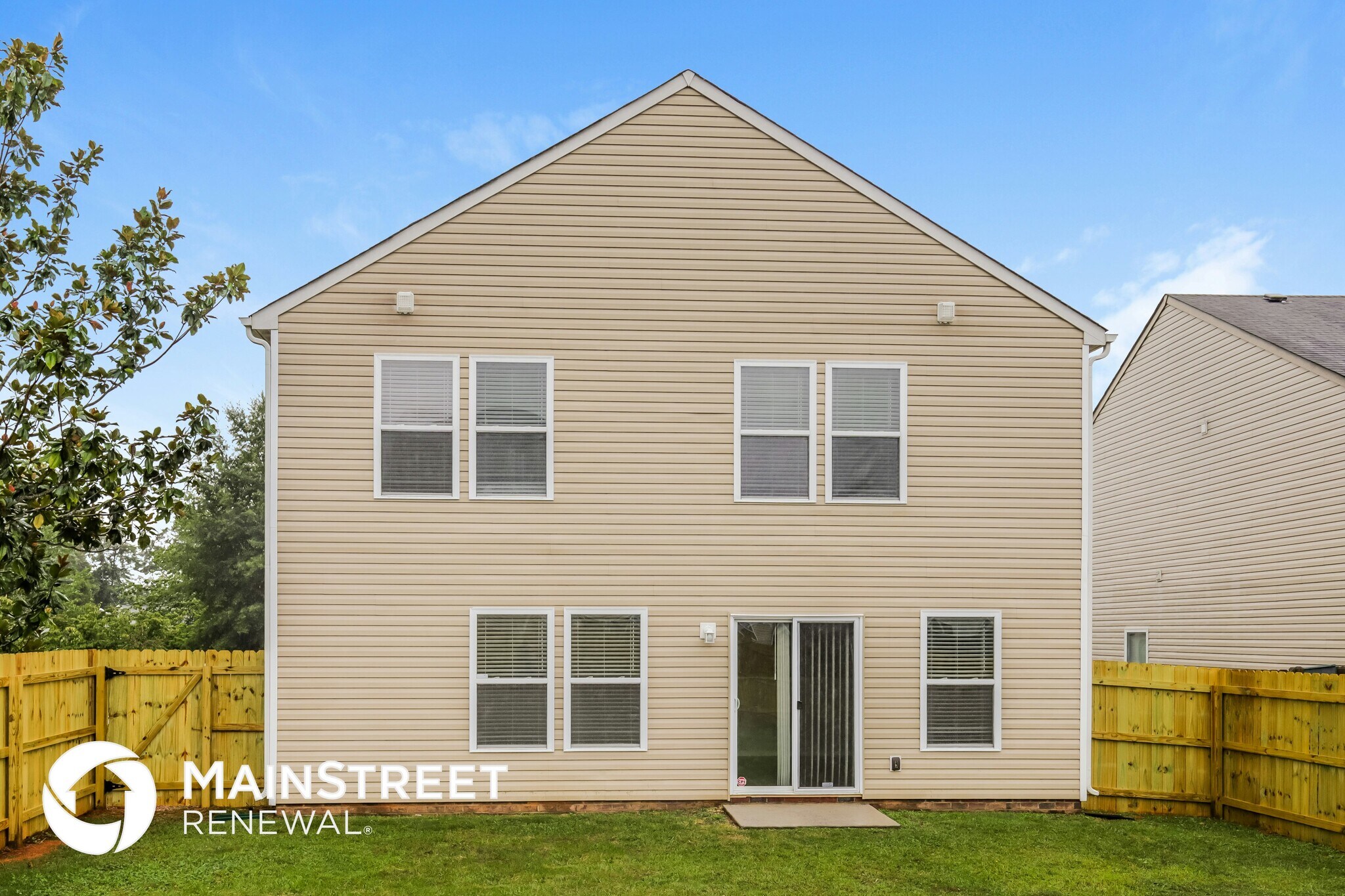 Building Photo - 729 Runningbrook Ln