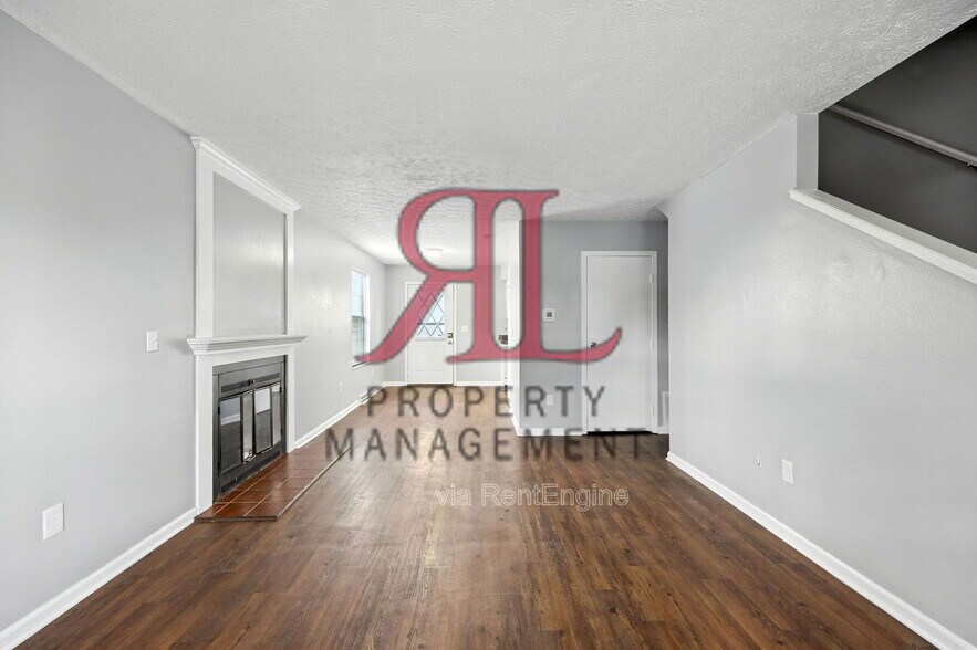 Building Photo - 1094 Farmlane Dr