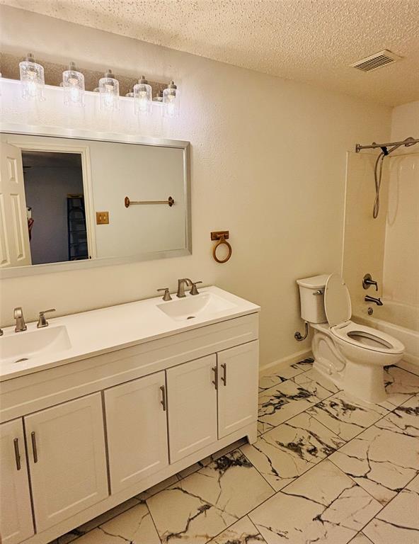 Building Photo - 2508 Byfield Dr