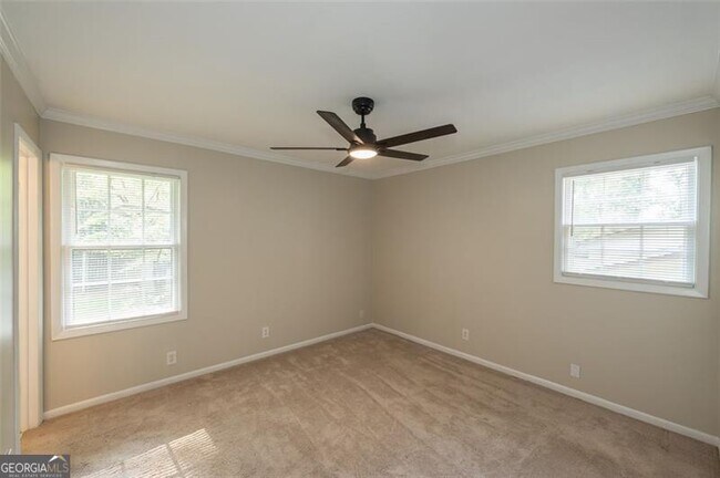 Building Photo - 4044 Forrestal Dr