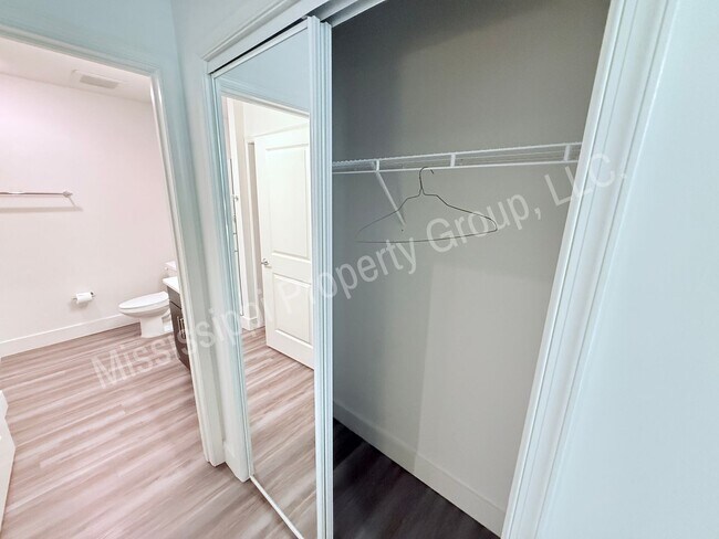 Building Photo - 3BR/3BA For Rent