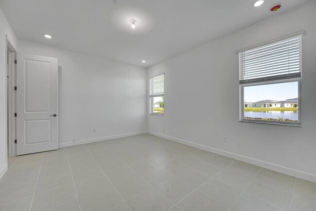 Building Photo - 3462 Cedar Grv Dr