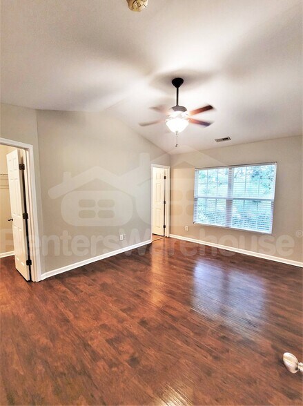 Building Photo - 1506 Oxleymare Drive