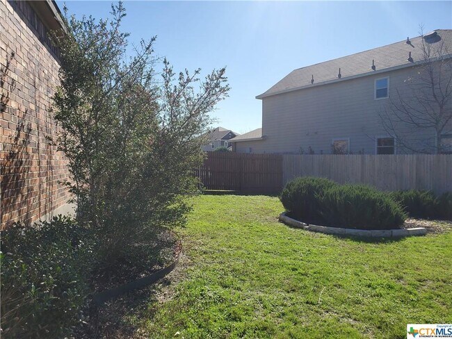 Building Photo - 2081 Turkey Creek