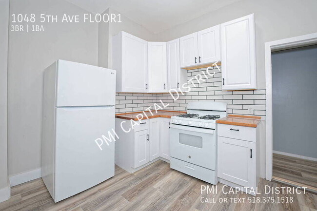 Building Photo - 1048 5th Ave