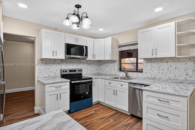 Building Photo - 525 SE Brookside Terrace