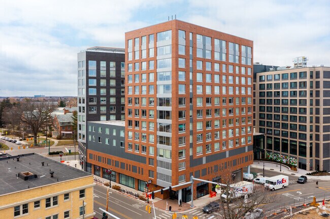 Building Photo - The Abbot
