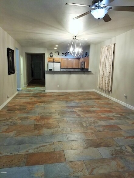 Building Photo - 7410 W Darrel Rd