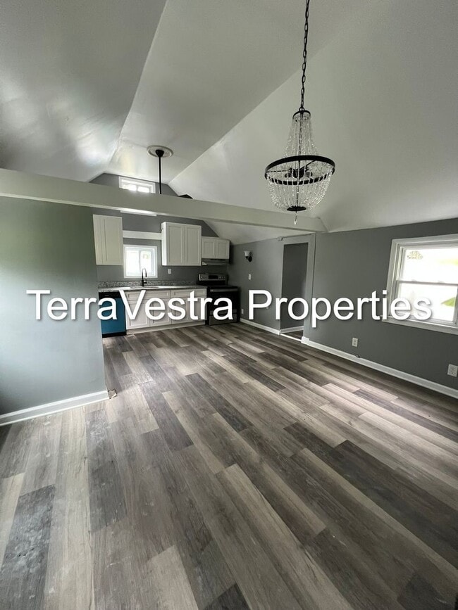 Building Photo - 3 Bed in Williamstown! Eligible for $500 S...
