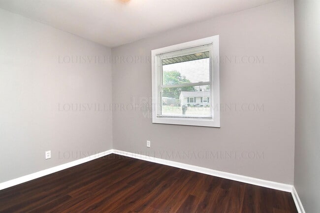 Building Photo - 3214 Laclede Ave