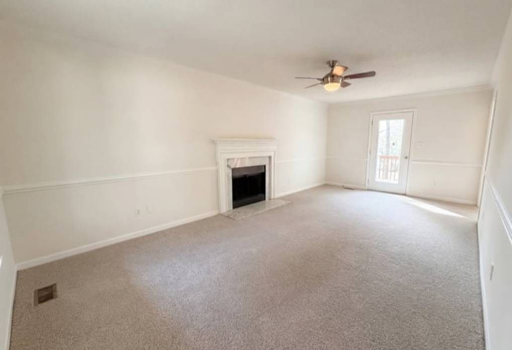 Building Photo - 412 Black Forest Dr