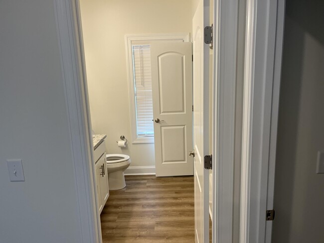 Building Photo - 102 Yellowlegs Ln