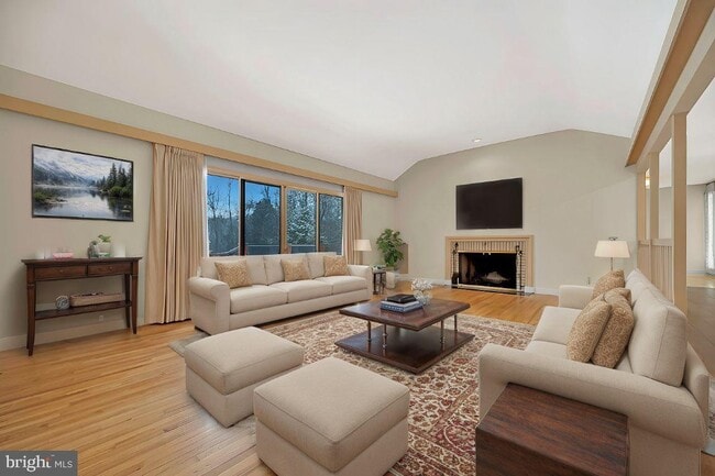 Building Photo - 97 Hardy Dr