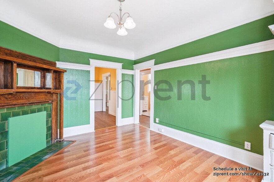 Building Photo - 445 14th St