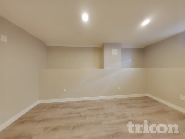 Building Photo - 2291 E 90th Ave