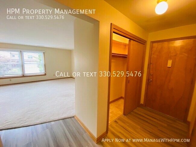 Building Photo - 7165 Starcliff Ave NW