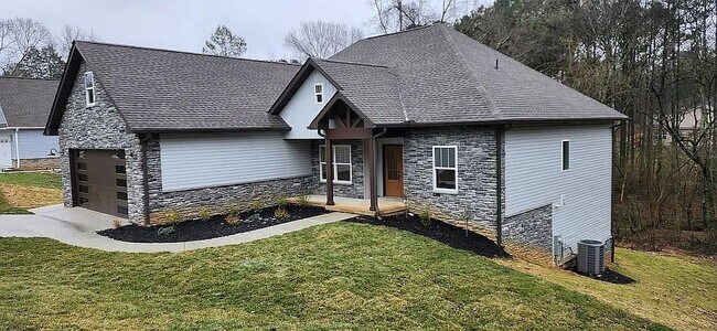 Building Photo - 312 Cheeyo Ln
