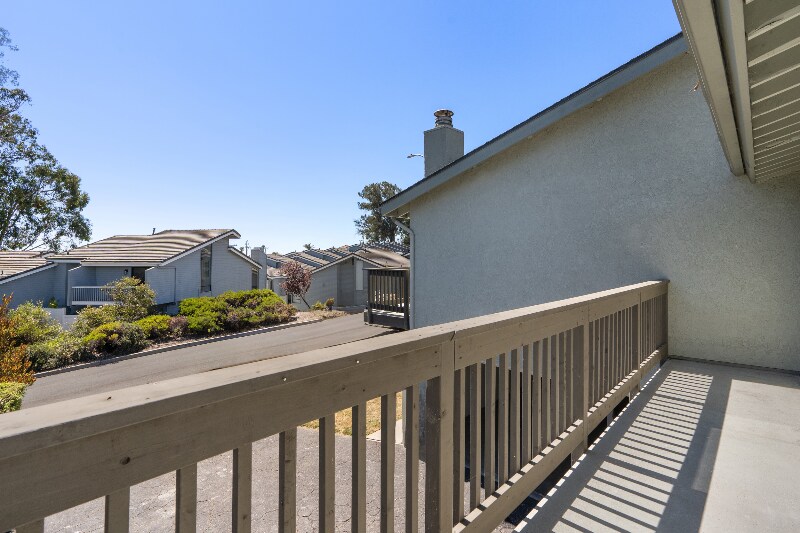 Building Photo - 440 Solar Way