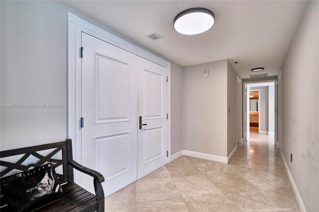 Building Photo - 3101 S Ocean Dr