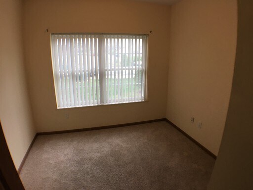 Building Photo - Lindbergh Apartment!