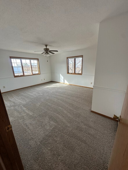 Building Photo - 1802 Talen St