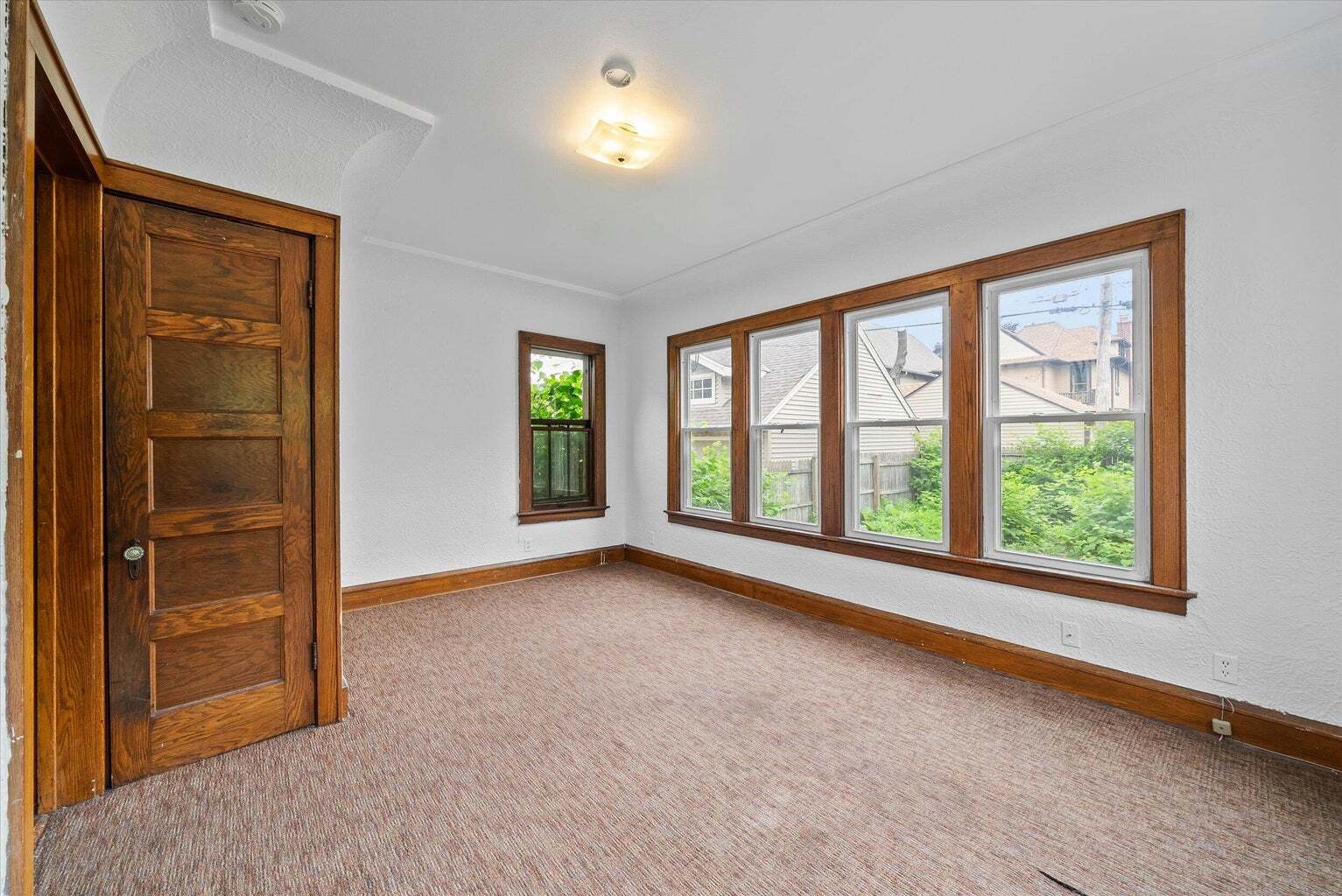 Upper Bedroom 3-2 - 2856 N Frederick Ave