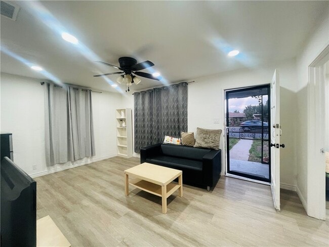 Building Photo - 15118 Gale Ave