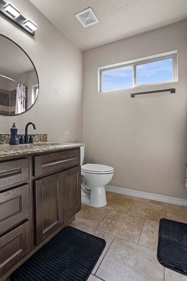 Building Photo - 3873 Loma Cortez Dr