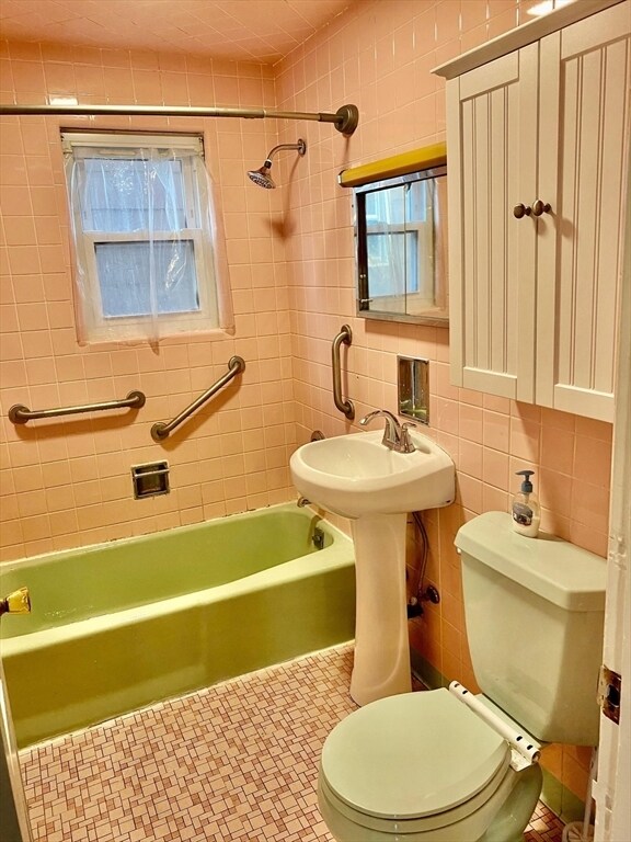 Building Photo - 45 Newbern Ave