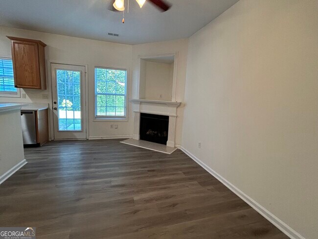 Building Photo - 6438 Mossy Oak Landing