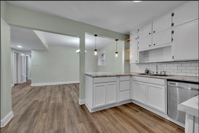 Building Photo - 3244 Warringwood Dr