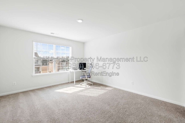 Building Photo - 10820 Tuff Ln