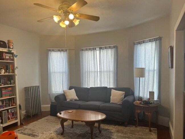 Building Photo - 23 Alexander Ave