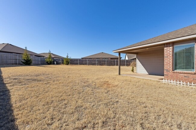 Building Photo - Stunning 4-Bed Home in Deer Creek Schools with Open Floorplan & Community Amenities