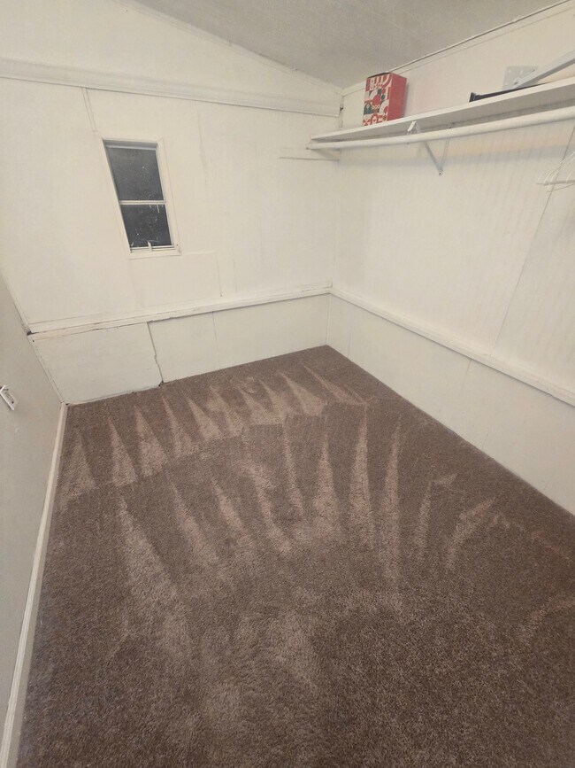 Building Photo - 20347 Green Wing Rd