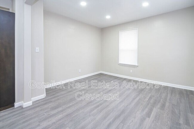 Building Photo - 2158 Murray Hill Rd