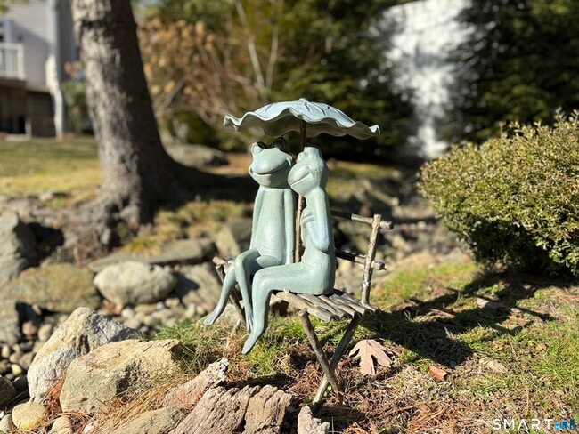 Building Photo - 59 Crescent Rd