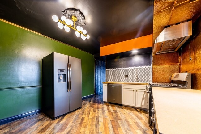 Building Photo - 952 Freeland St