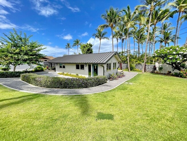 Building Photo - 672 Mililani Pl