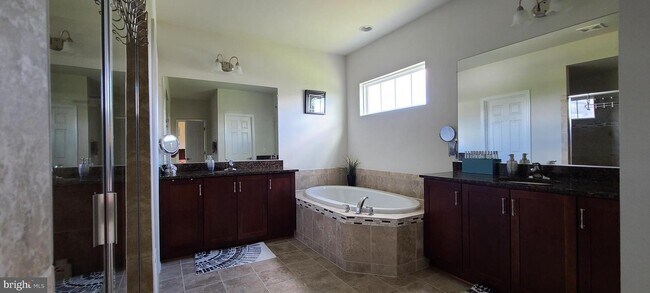 Building Photo - 23538 Christina Ridge Square