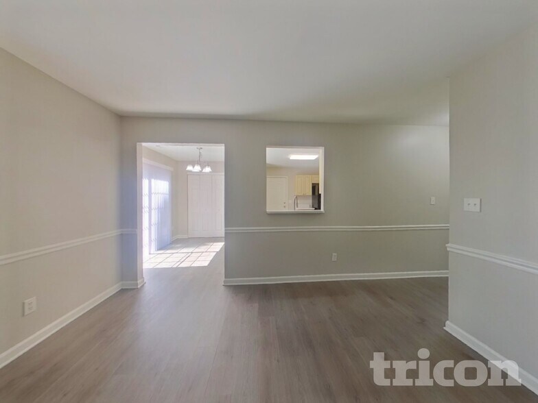 Building Photo - 9701 Pecota Ln