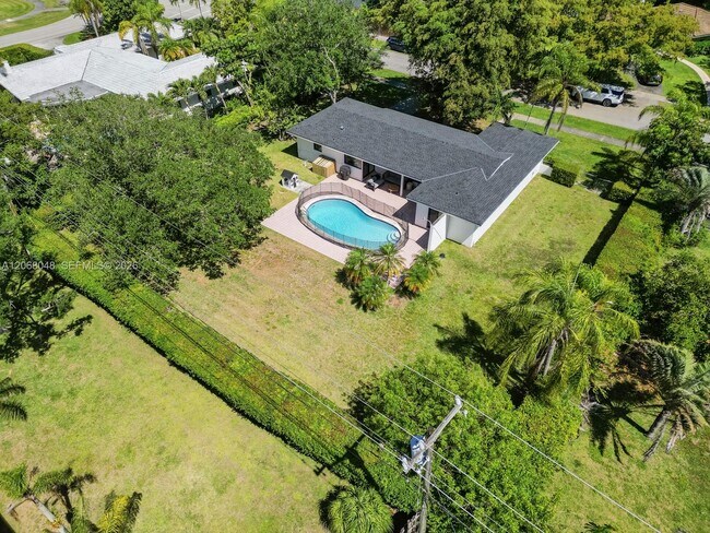 Building Photo - 8620 SW 159th St
