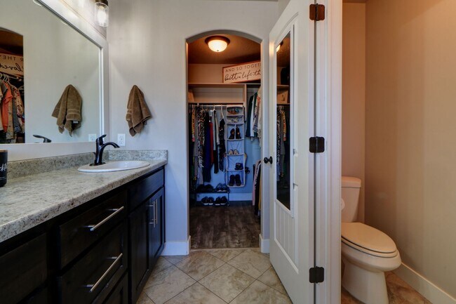 Building Photo - Single Family Lehi Home