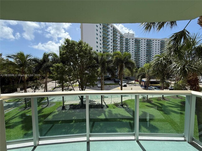 Building Photo - 19390 Collins Ave